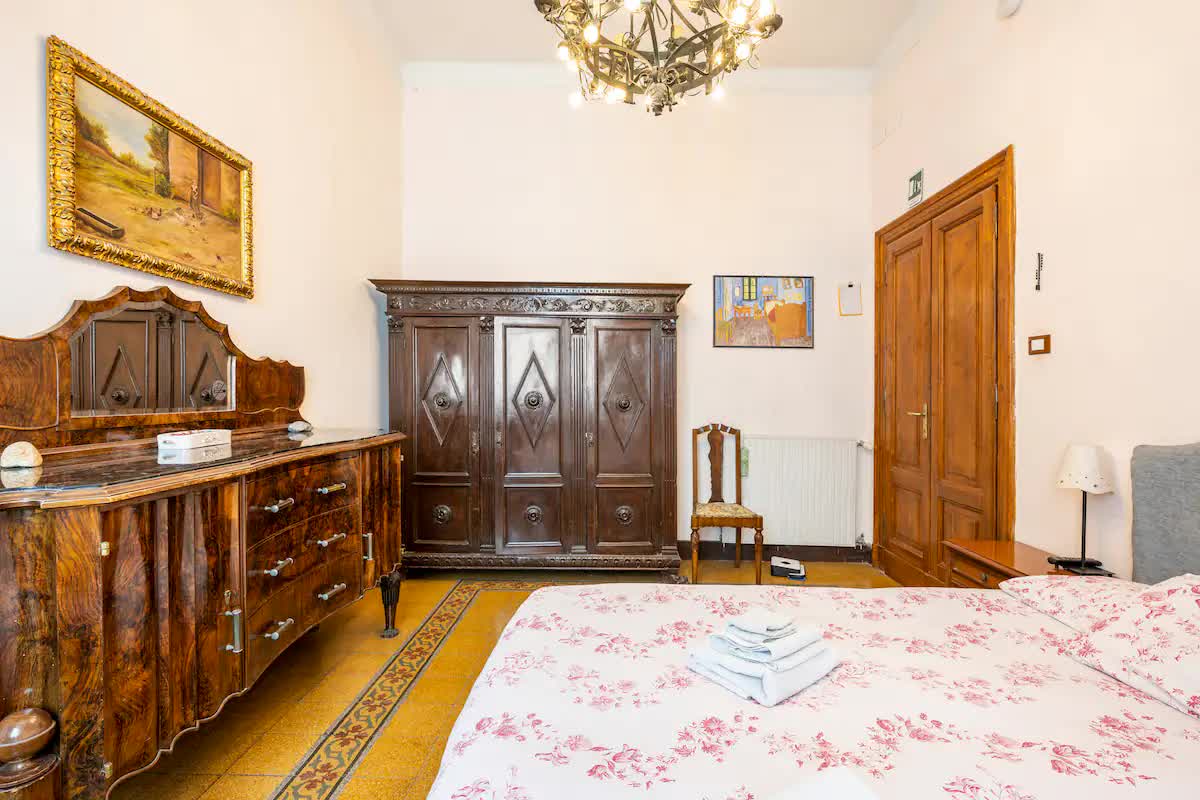 Letto e mobile 1920